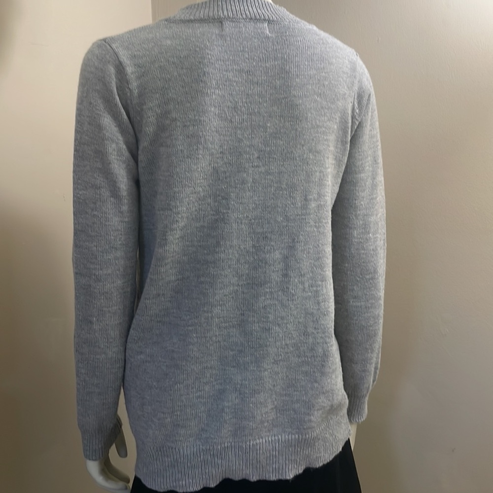 Sweater - Picture 4 of 6